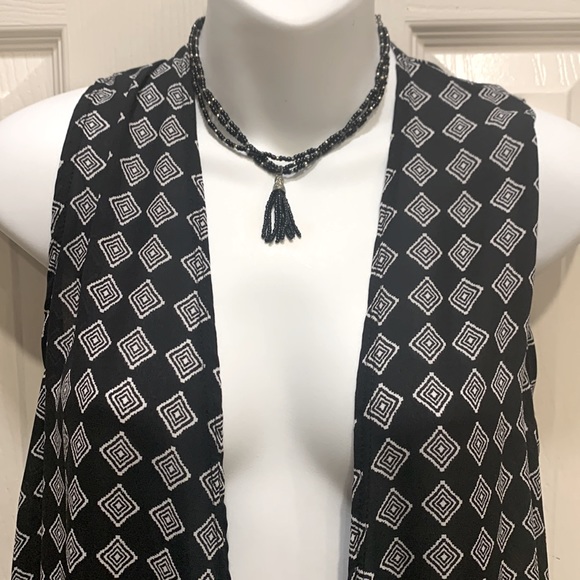 LuLaRoe “Joy” Cardigan ❤️New Listing❤️ - Picture 3 of 8